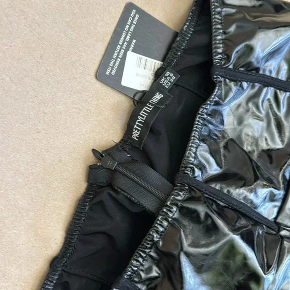 Pretty Little Thing - Shape Black High Waist Leggings - Picture 3 of 9